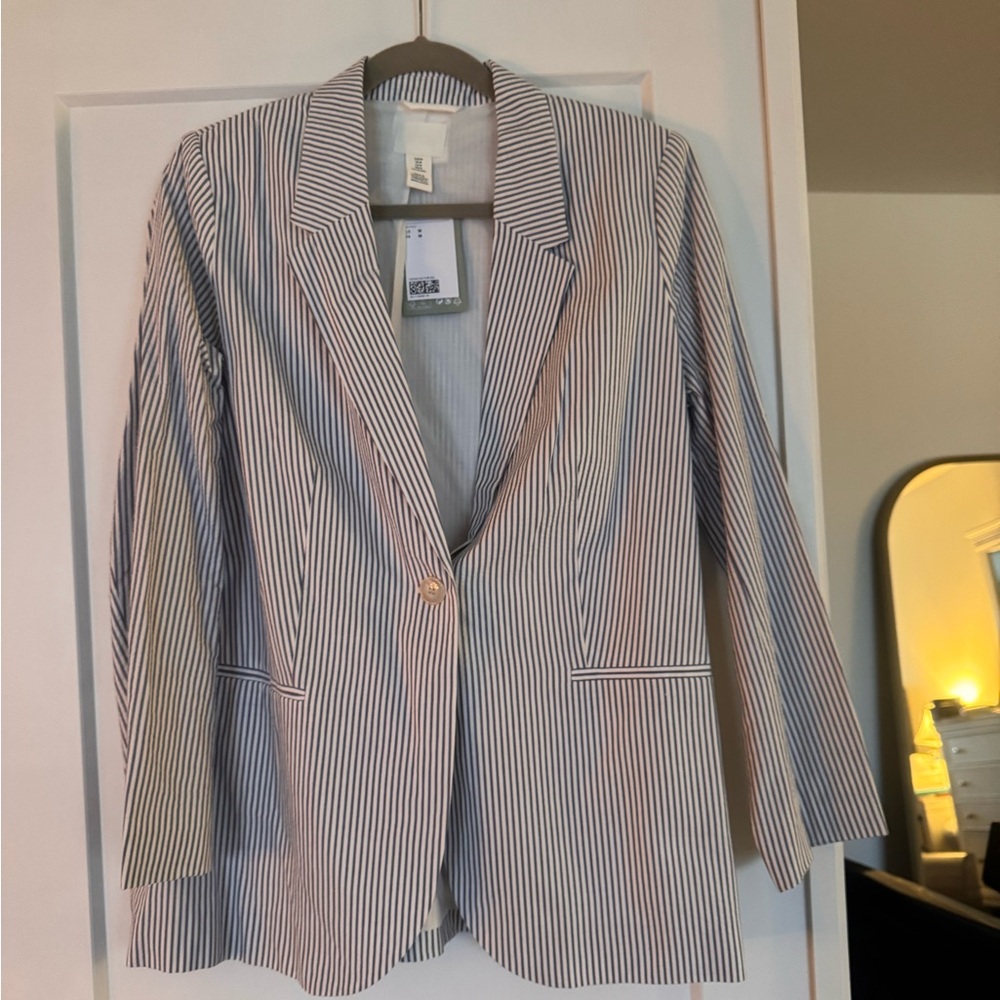 H&M White and Navy Striped blazer with Notched Lapels